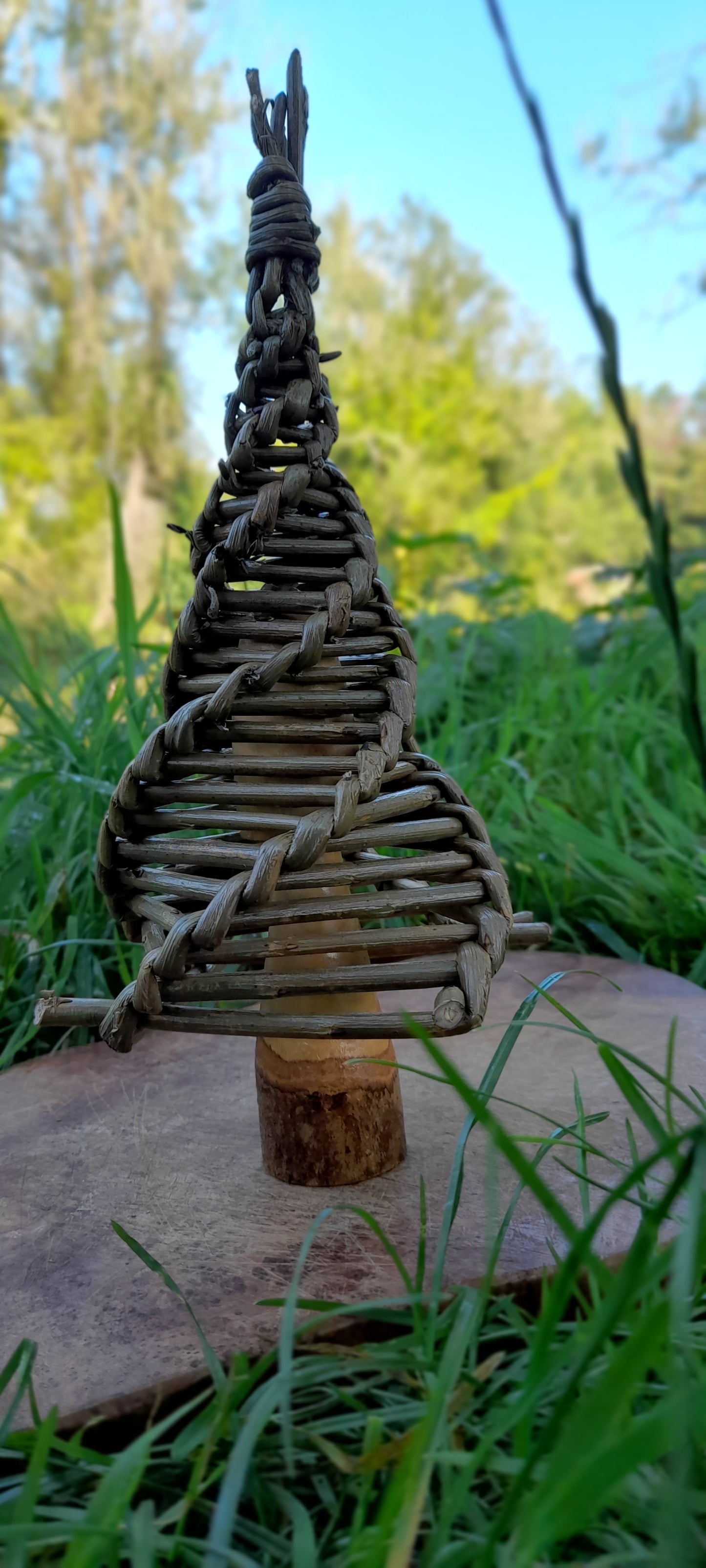 Willow Christmas decorations Workshop 26th December 2025 at Oaktrack Smallholding