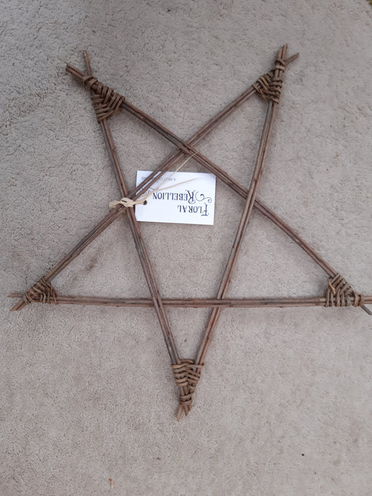 Monthly Make Willow Star September 9th The Old Dairy, Enham Alamein. Andover.