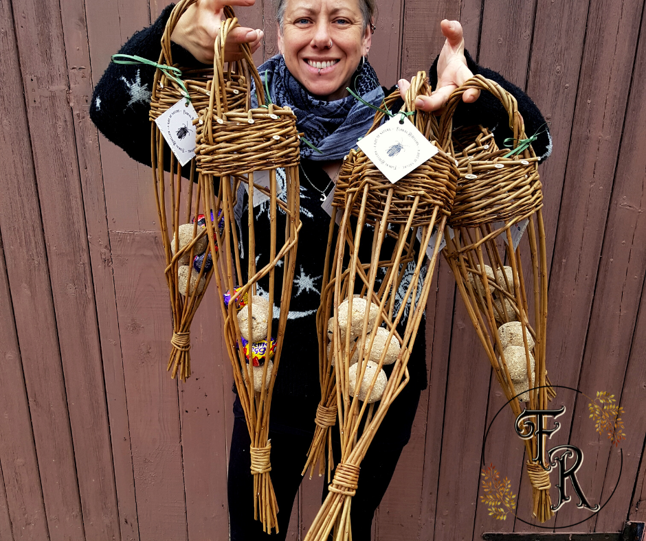 Willow bird feeder workshop 4th April 2025 at Oaktrack Smallholding