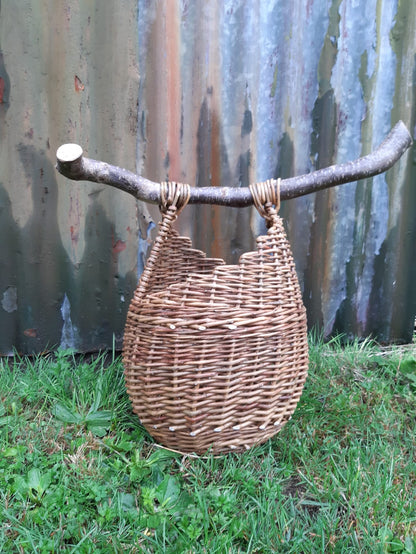 Bespoke 1:1 or small group asymmetric basket making at The Old Dairy, Enham Alamein